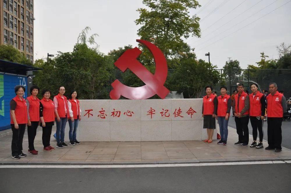 蹲下膝盖响是什么原因游戏画面